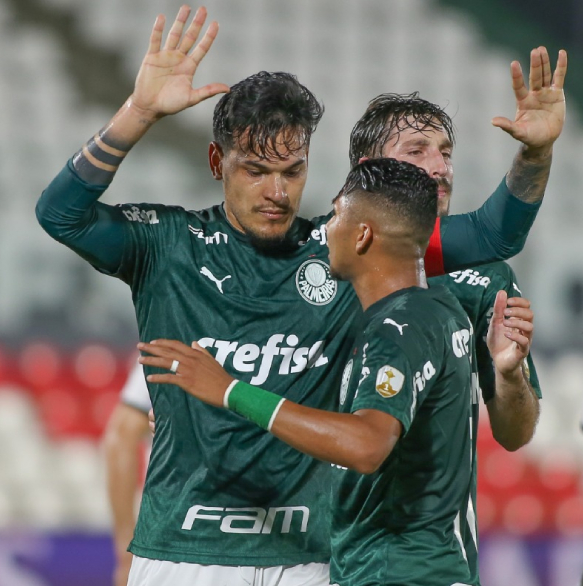 Palmeiras goleia Água Branca e se torna bicampeão seguido do